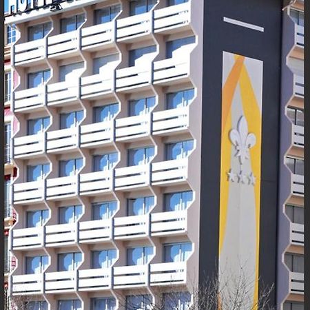Hotel Lys De Marie Лурд Экстерьер фото